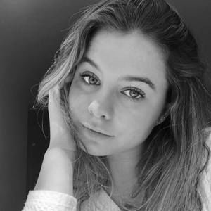 Meet your Posher, Nia